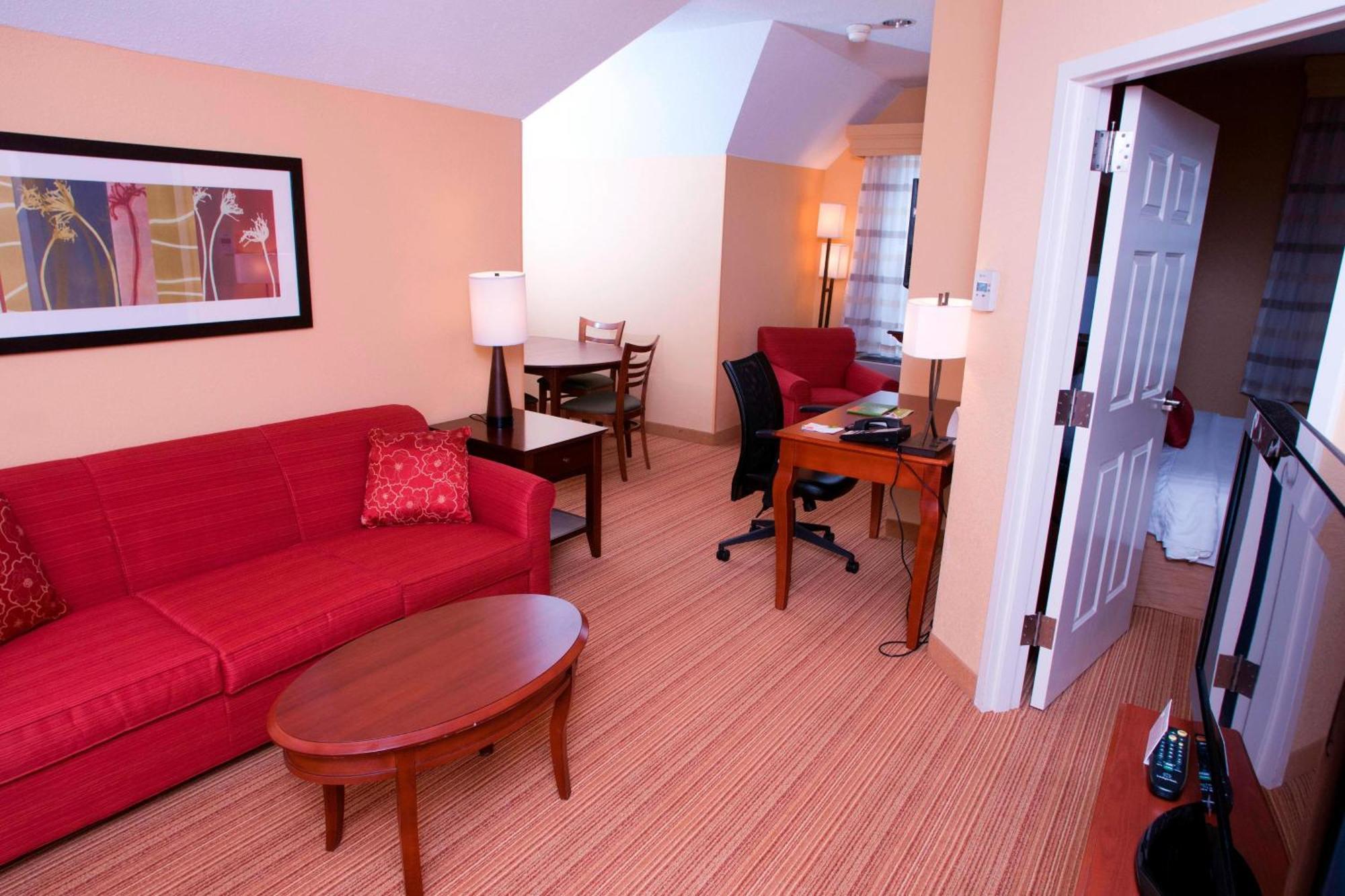 Courtyard Middlebury Hotel Bagian luar foto