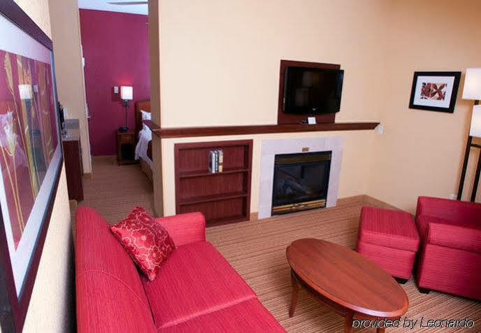 Courtyard Middlebury Hotel Bagian luar foto